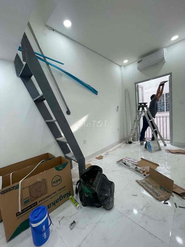 NHÀ VÀI NGÀY NỮA SẼ HOÀN THIỆN XONG - Ảnh 2