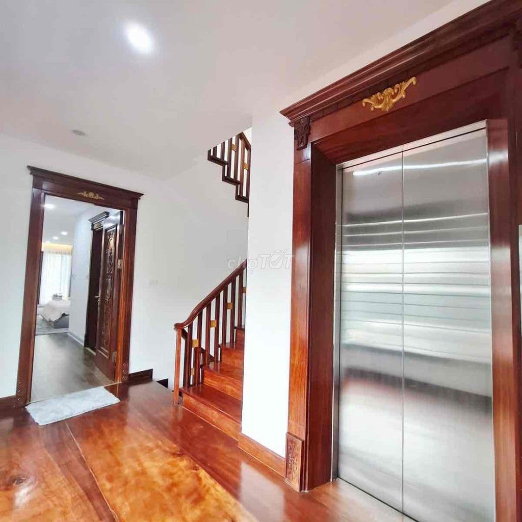 Phố Vương Thừa Vũ, ô tô vào nhà, lô góc, 3 thoáng, thang máy, 70m2 - Ảnh 2