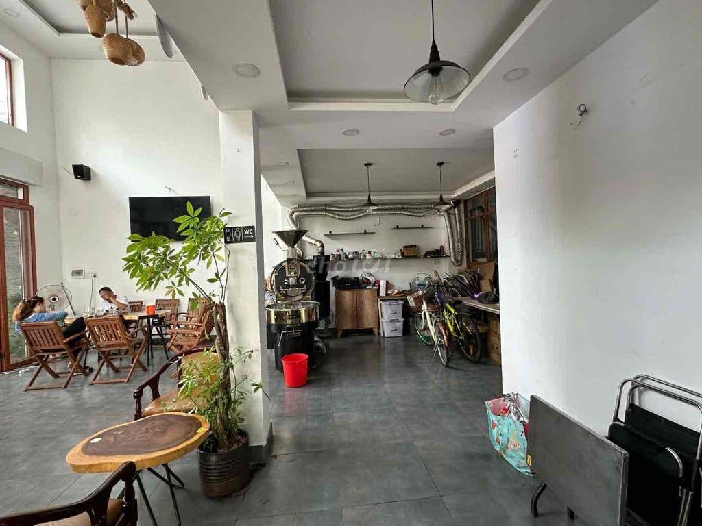 Mặt tiền căn gốc vị trí đẹp, kinh doanh đa ngành nghề