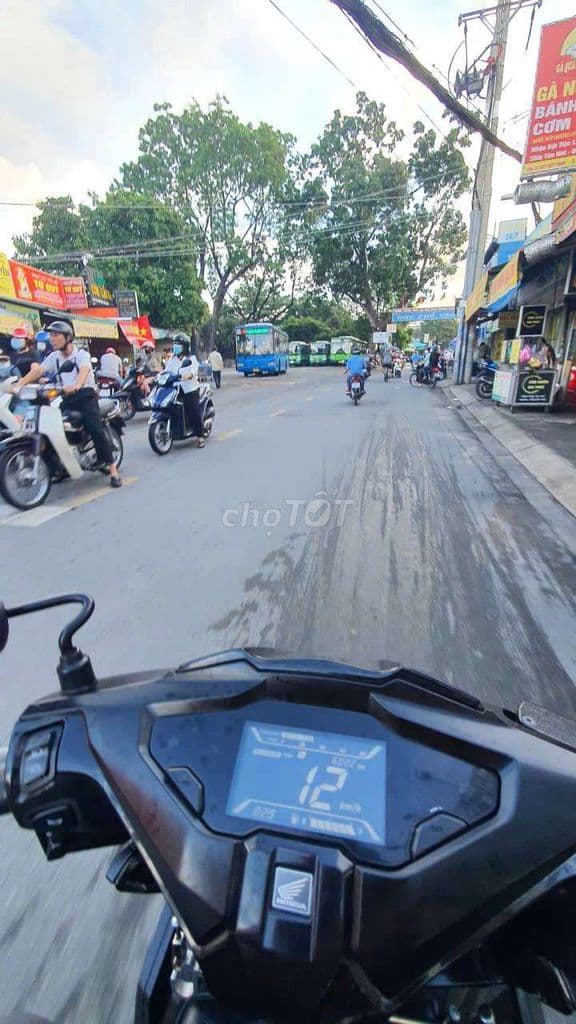 Ngày đúc Thật Sàn BTCT, Ngay Chợ Hiệp Thành Quận 12