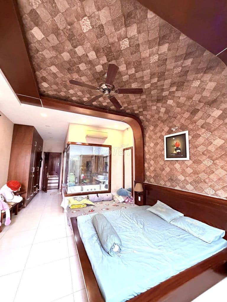 Nhà Mặt Tiền Ngay Nguyễn Sơn, Tân Phú, 4.5M X 18M, 4 Tầng Hơn 12 Tỷ - Ảnh 3