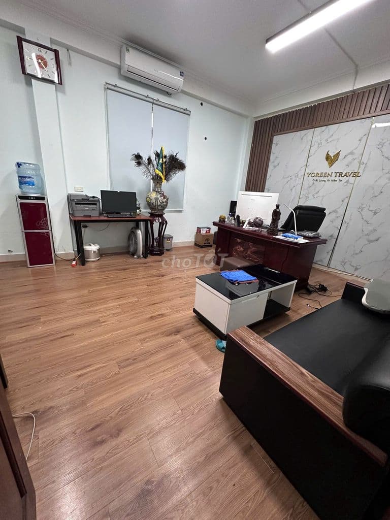 Siêu rẻ - Văn phòng 225A Nguyễn Ngọc Vũ 35m2 giá chỉ 6 triệu