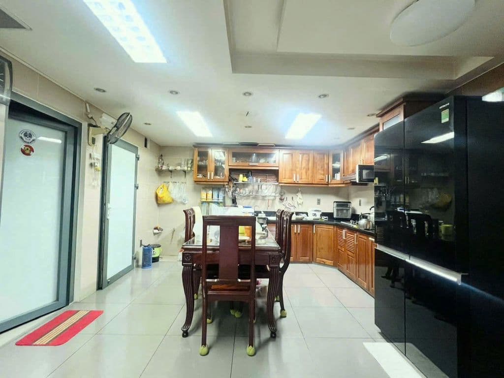 Nhà VIP Thích Quảng Đức-PN 5 tầng - Ảnh 3