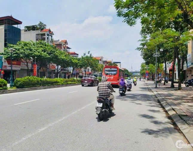 Nhà diện tích rộng,ở ngay, gi.á rẻ 90m2x3T chỉ 6 tỷ, phố Nguyễn Văn Cừ - Ảnh 2