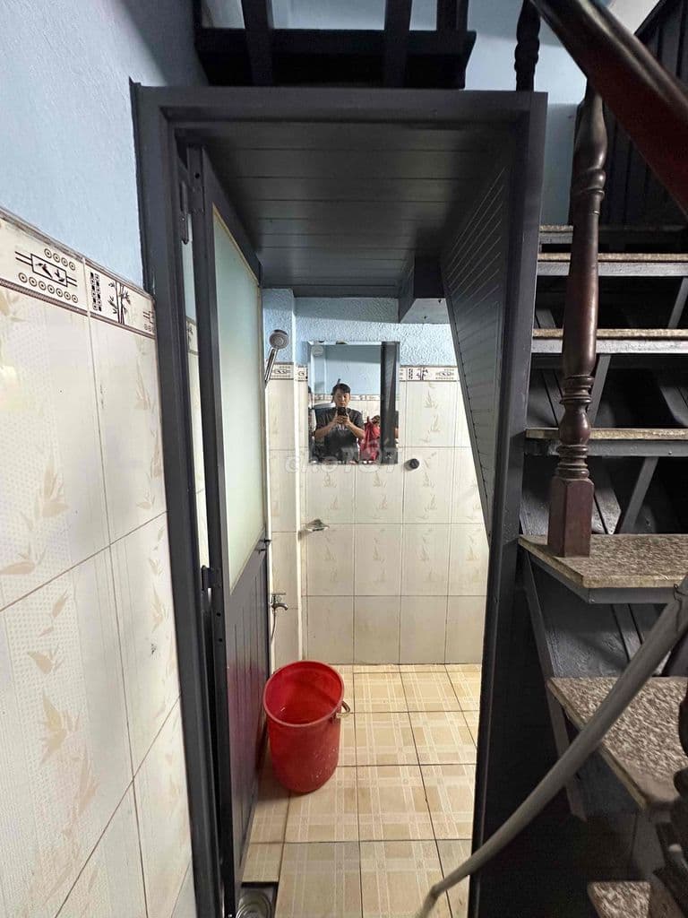 nhà cần bán - Ảnh 2