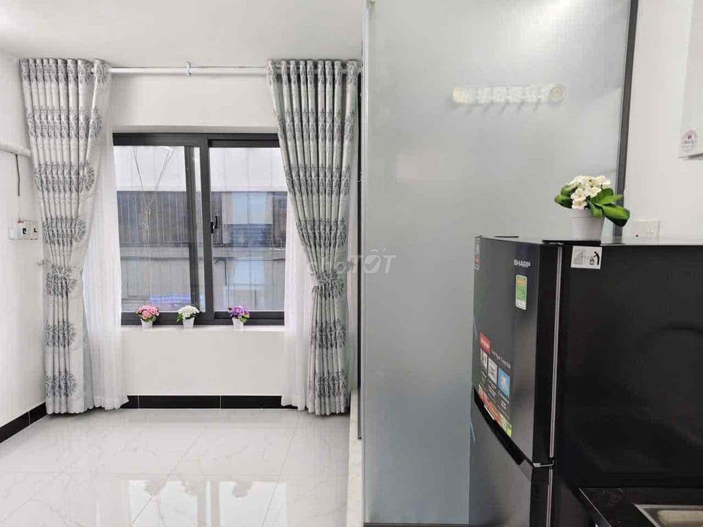 bán chung cư tầng 3 mặt tiền trần hưng đạo quận 5