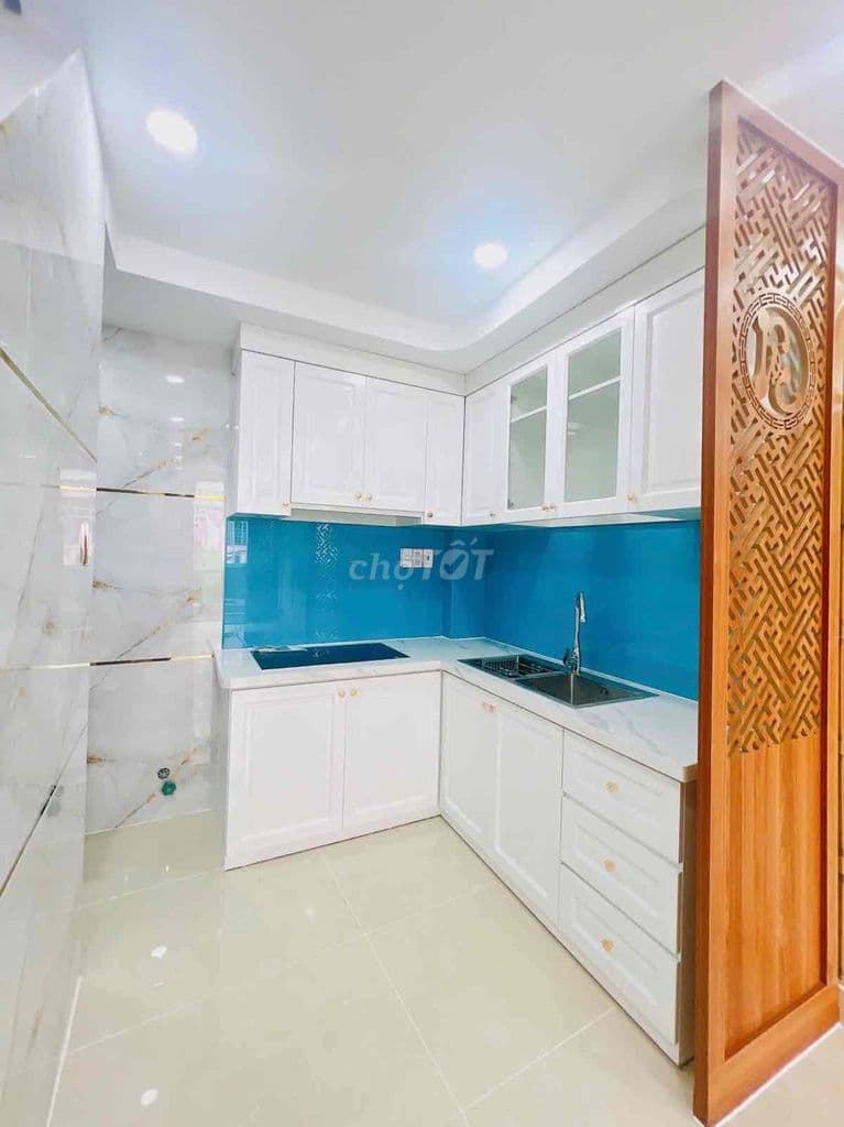Hiếm MTKD Nguyễn Sơn, 3 Tầng Nhà Đẹp - Chỉ 3.6 Tỷ - Ảnh 2