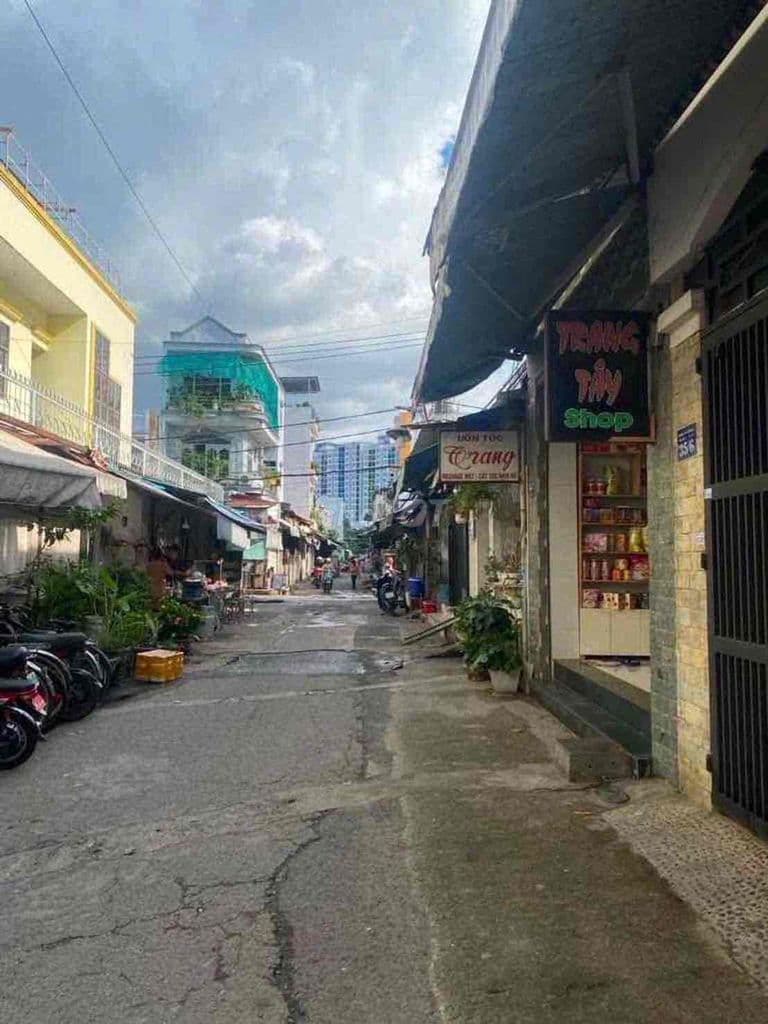 110M - 8Tỷ9 - NHÀ CHỢ LẠC QUANG HIẾM -KHU BÀN CỜ KINH DOANH BUÔN BÁN - Ảnh 2