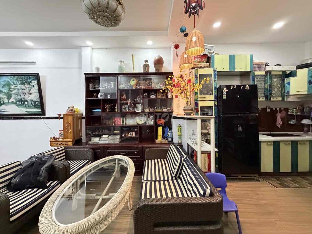 Nhà Nguyễn Xí, 4PN – 73m² (6.5x11) – 7.95 tỷ - Ảnh 3