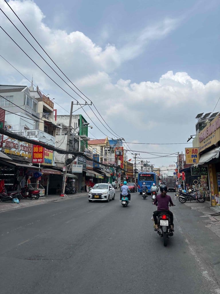 Bưng Ông Thoàn - Đất Trống Vuông Đẹp Xây Cao Tầng Kết Nối Liên Phường - Ảnh 3