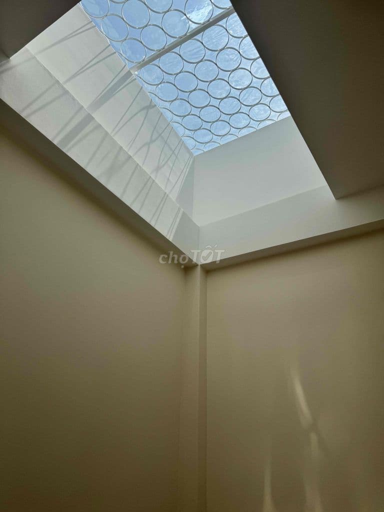 NHÀ SÁT MT GẦN BỆNH VIỆN THỐNG NHẤT- 4 TẦNG VỪA XÂY XONG- CHỈ HƠN 5 TY - Ảnh 2