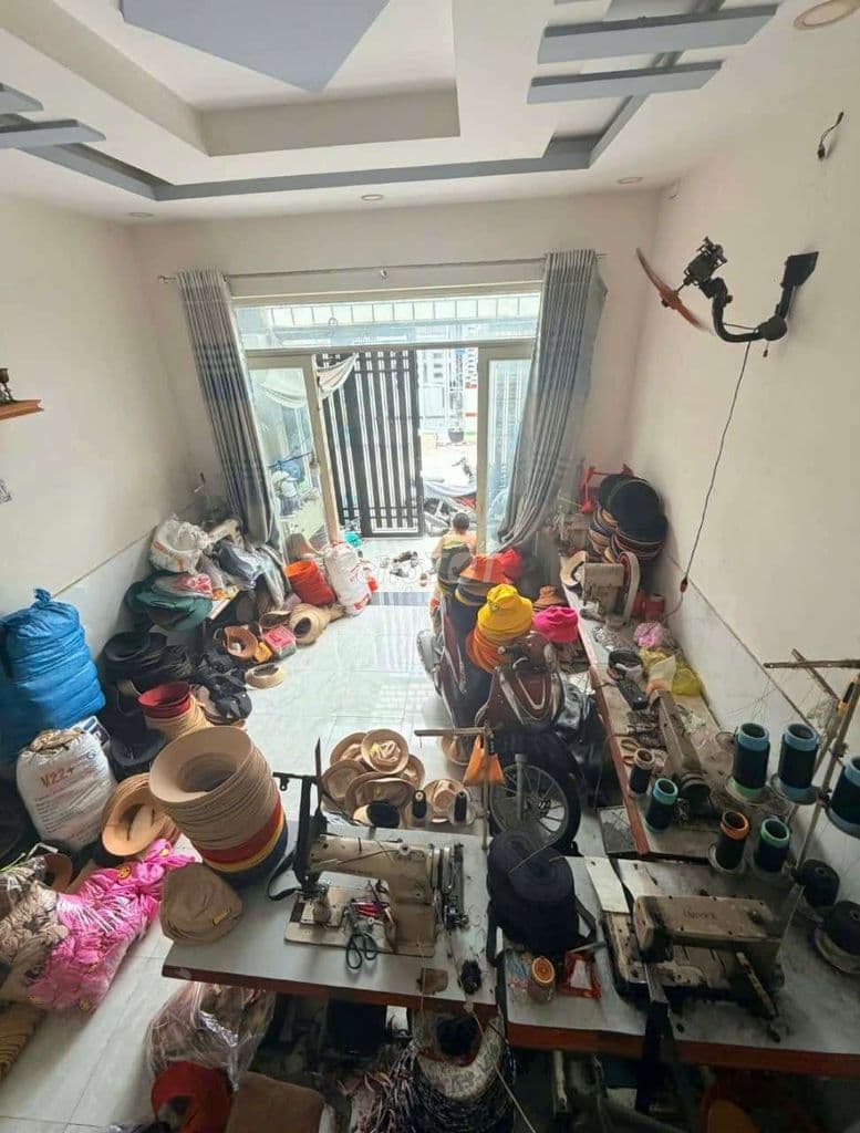 CÓ 5 TỶ KO MUA CĂN NÀY UỔNG Ạ,BÁN NHÀ NGUYỄN VĂN QUÁ HẺM SIÊU TO - Ảnh 3