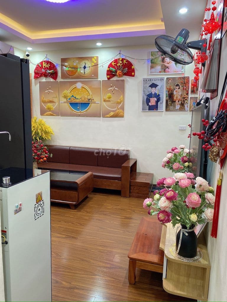 Căn góc 56m Full nội thất. Tầng trung CT12 Kim Văn Kim Lũ