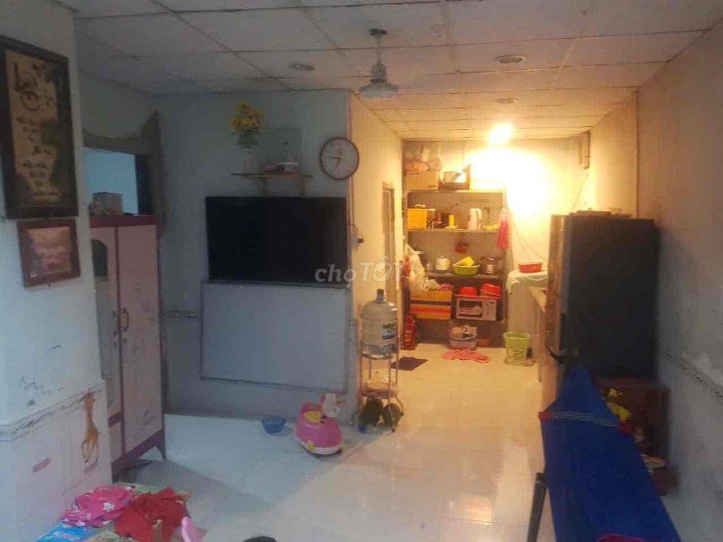 Đất tặng nhà 9o m2-Hàng xóm khu Vạn Phúc- Thủ Đức chỉ 4,3 t.ỉ-GPXD 5