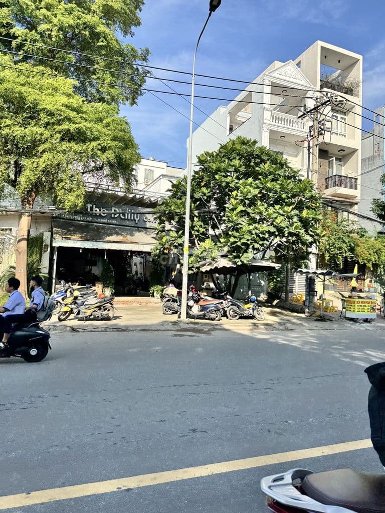 Nhà Mặt tiền 10x20 đường ĐẶNG THUỲ TRÂM, P13 Bình Thạnh. Giá 36,5Tỷ TL - Ảnh 3