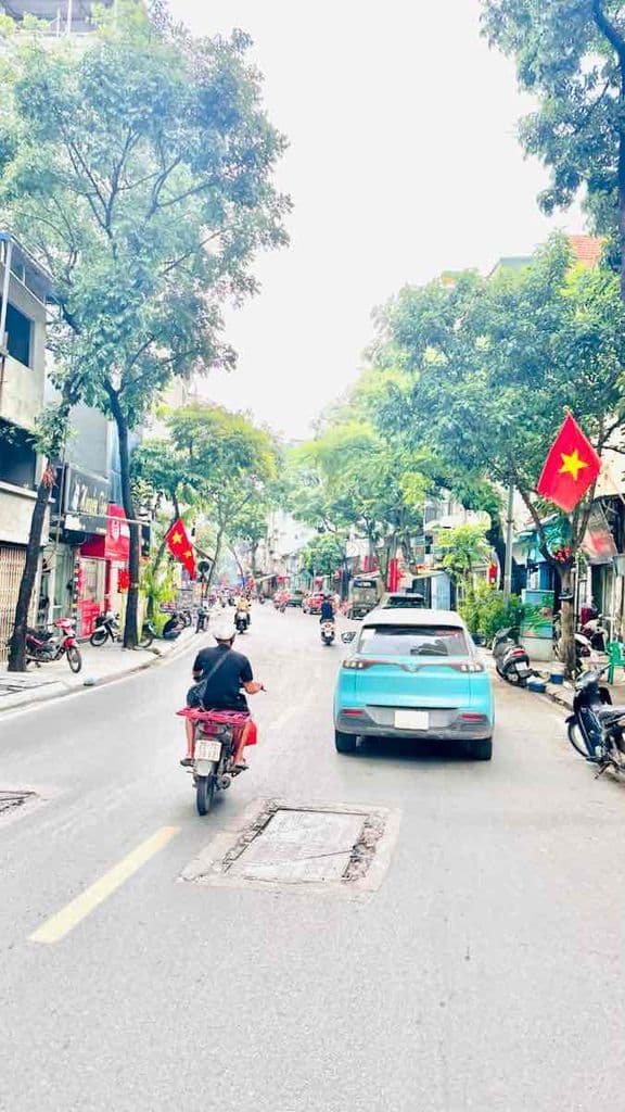 NHÀ THUỴ KHUÊ TRÍCH SÀI 45M 7 TẦNG THANG MÁY OTO NHỈNH 17 TỶ KINH DOAN