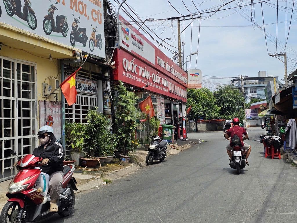 nhà mặt tiền kinh doanh - Siêu Hiếm - Đường 8m - Gần Phạm Văn Đồng - Ảnh 3