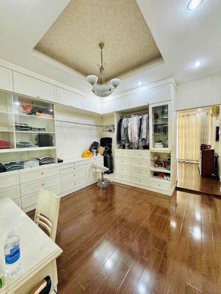 BÁN GẤP NHÀ MẶT TIỀN LẠC LONG QUÂN P5 KHU VIP K CÓ CĂN THỨ 2 ĐỂ SO SAN - Ảnh 2