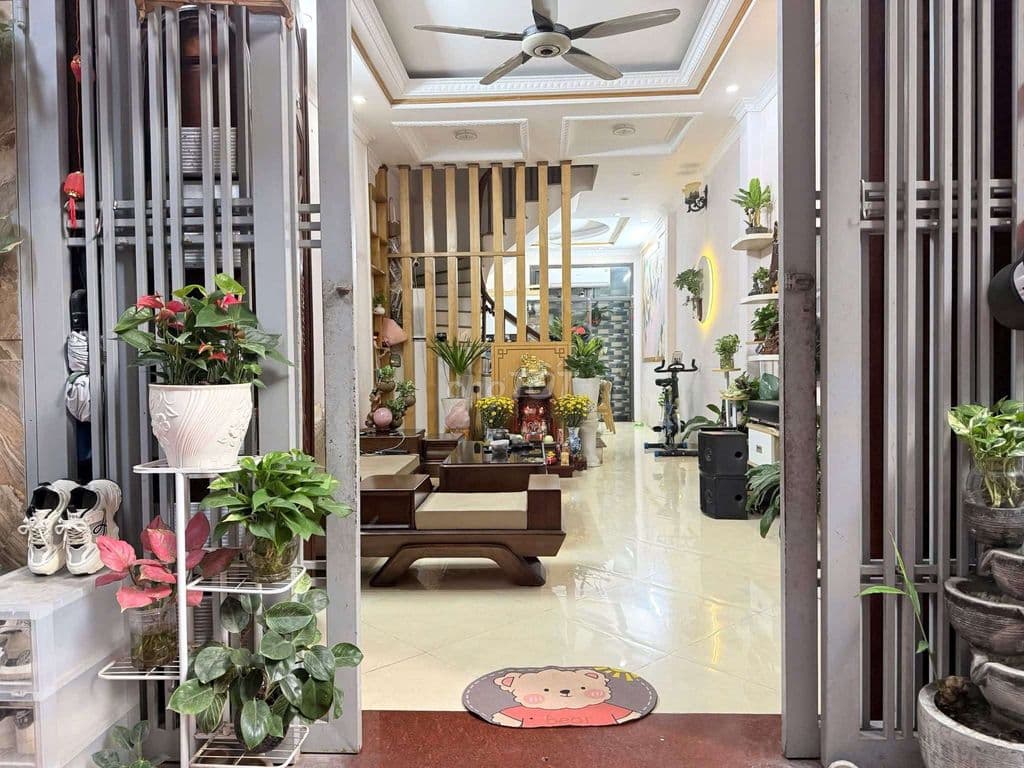 Tin Chuẩn 100% Nhà Ngõ 169 Hoàng Mai 50mx5T Sđcc Dân Đang ở 10,7 Tỷ - Ảnh 2