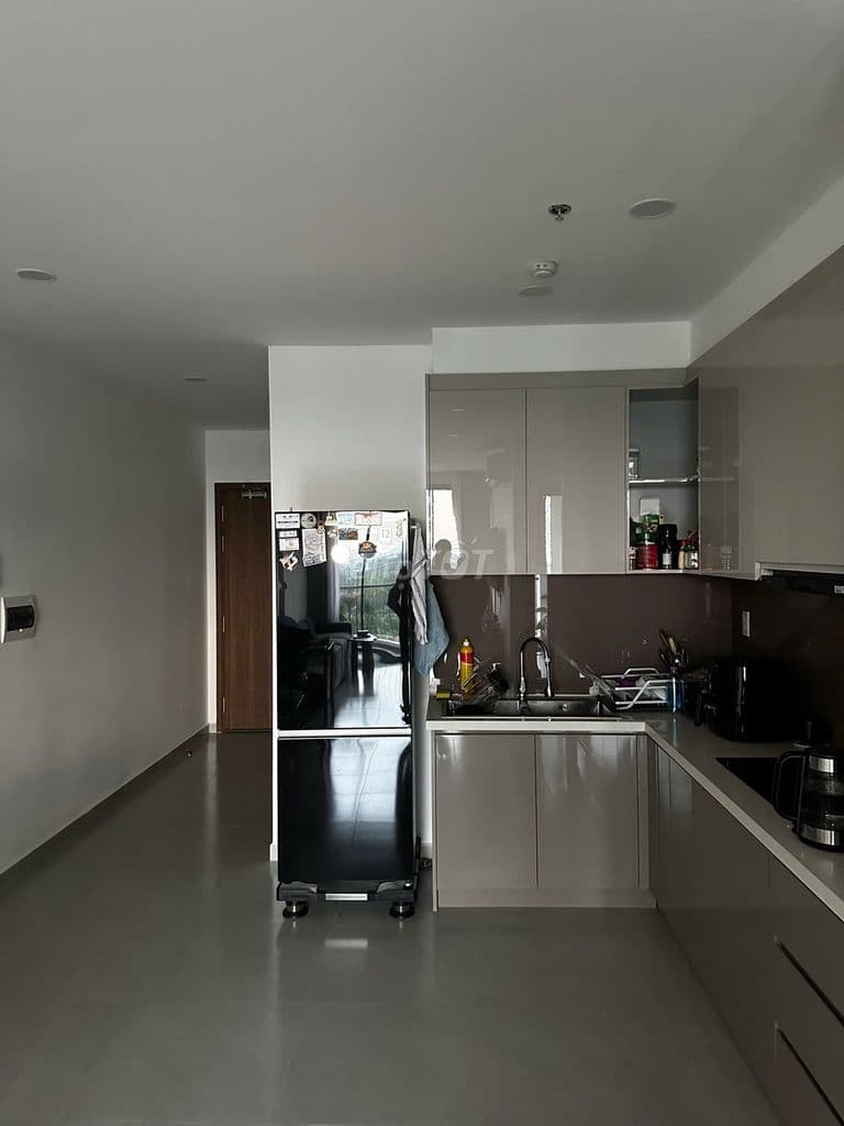 Bán gấp căn hộ đẹp, mới 100%, sổ sẵn tặng full NT xịn 63m2 chỉ 3,1 tỷ