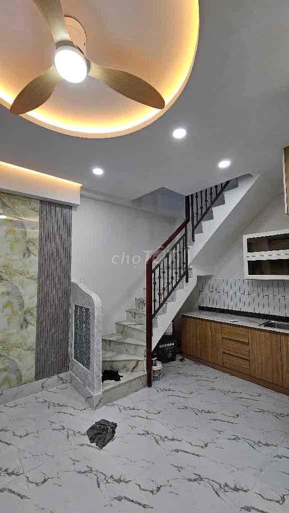 🍀🍀NHÀ MỚI- 3 TẦNG -20M2-3,05TỶ-PHẠM VĂN CHIÊU .GV - Ảnh 3