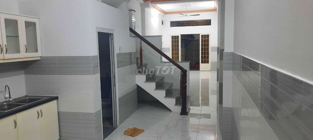 Chính chủ bán nhà diện tích lớn trung tâm quận 7