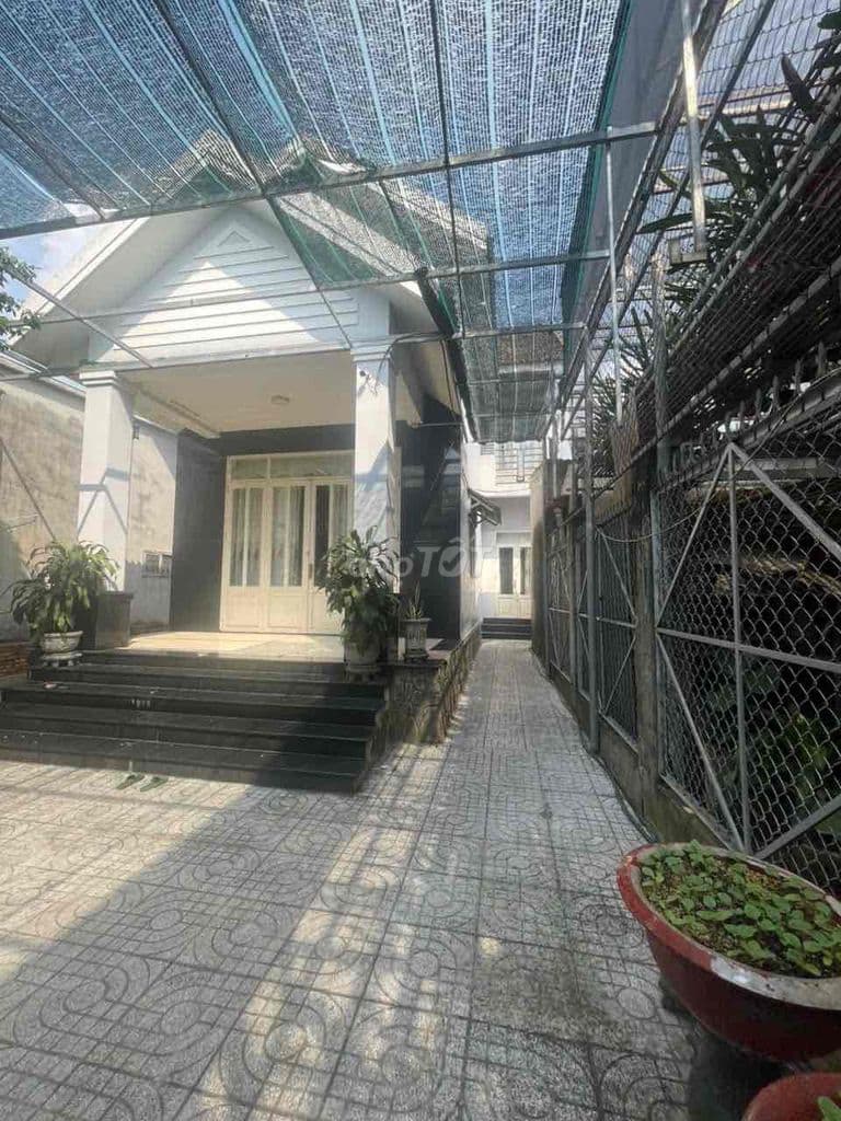 Nhà lầu MT đường Bến Than(400m),thổ cư 300,Bình Mỹ.TP HCM