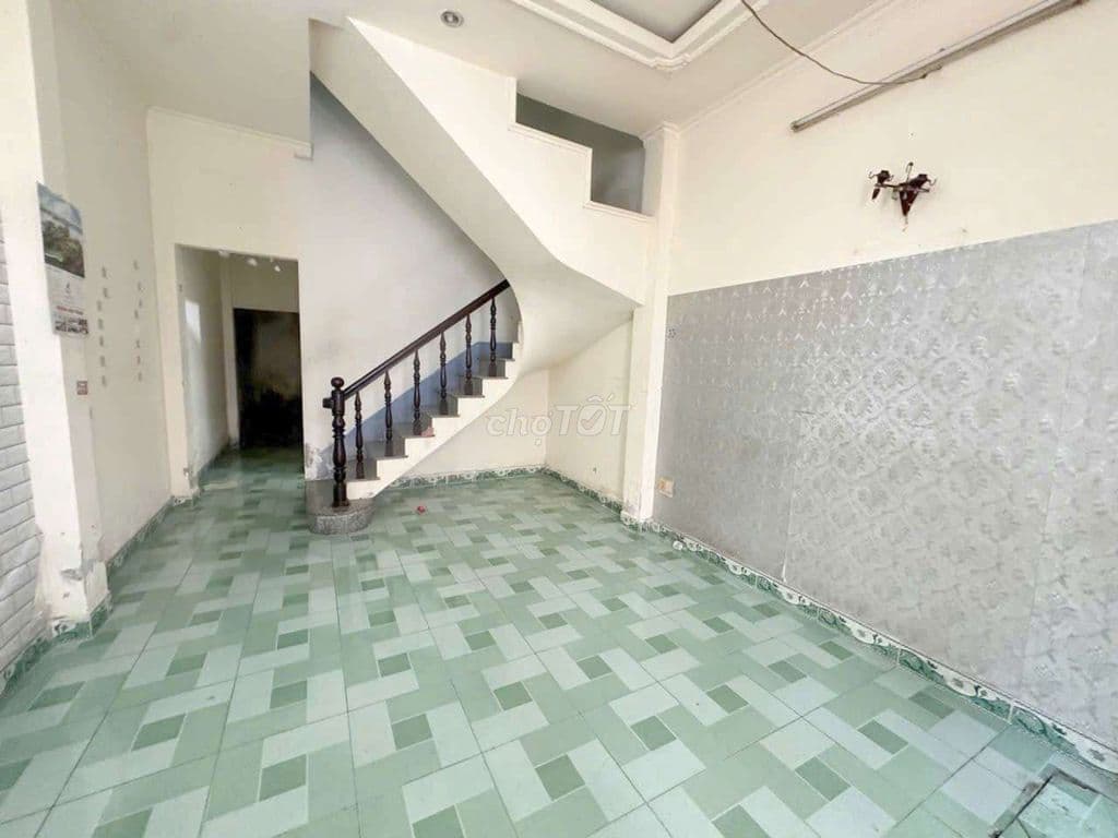 Nhà 2 tầng đường LÊ VĂN KHƯƠNG, phường HIỆP THÀNH , Q12, dt 60m2 - Ảnh 2