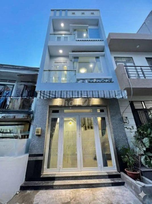 Bán nhà Lâm Văn Bền ngang 4.4m nở hậu 48m2, 3 tầng 4 phòng