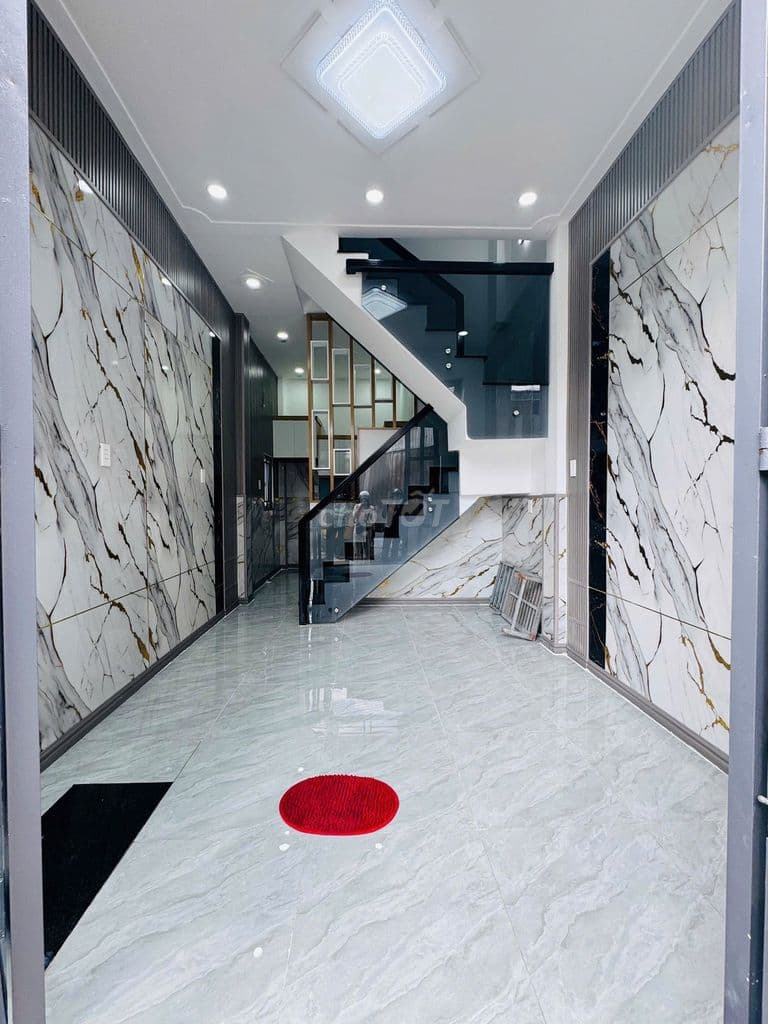 Nhà căn góc 2 mặt hẻm đg HT07 gần BX Lê Văn Khương 1T1L giá 1 ty1 95TL