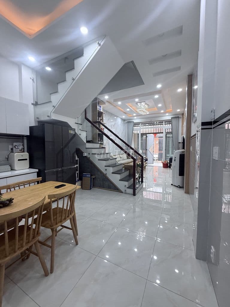 Nhà 4 Tầng HXH Linh Đông Giáo Xứ Nguyễn Duy Khang 3PN hoàn công 6.5 tỷ