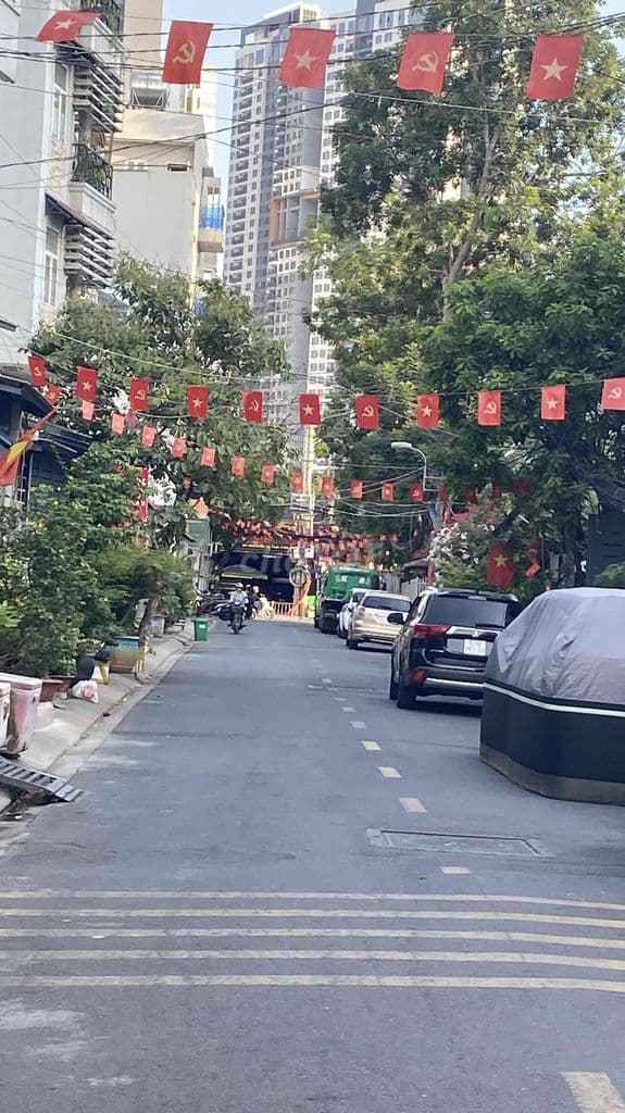 🔥 BÁN GẤP NHÀ CẤP 4 Q7 ĐƯỜNG 10M – GIÁ NGỘP CHỈ 9.5 TỶ - Ảnh 2