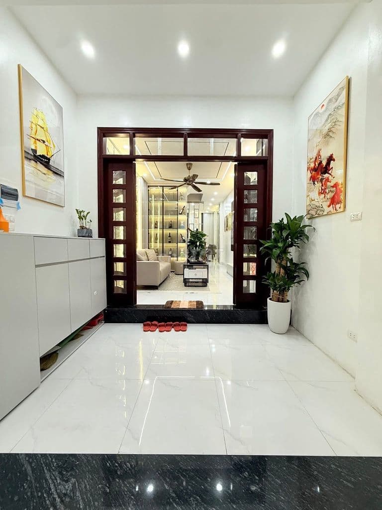 HIẾM_LÔ GÓC PHỐ HỒNGMAI_NHÀ MỚI TINH_FULL NỘI THẤT_ OTO CÁCH 50M_9.5TY