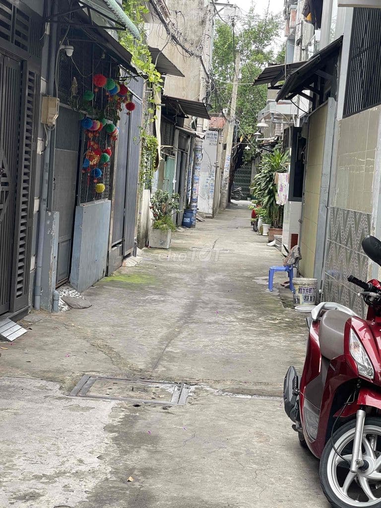 Bán nhà 2 phòng ngủ 2wc . giấy tờ kê khai đầy đủ