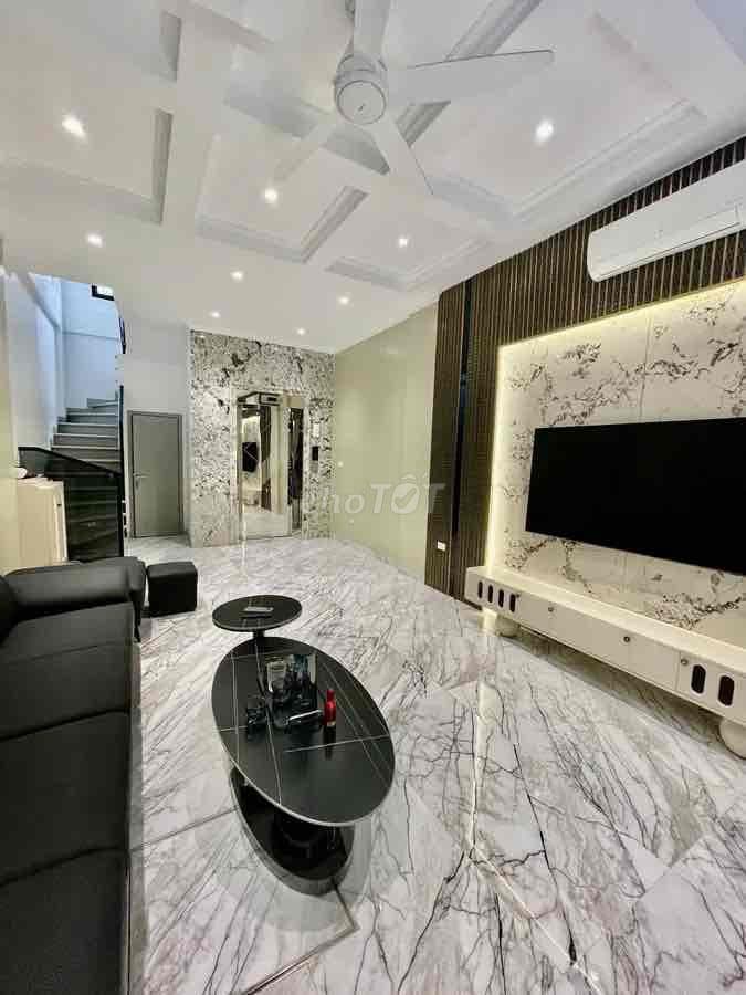 CỰC PHẨM ! Phố Ngọc Khánh TT Ba Đình, 6 Tầng Thang Máy, Ô tô vào nhà, - Ảnh 2