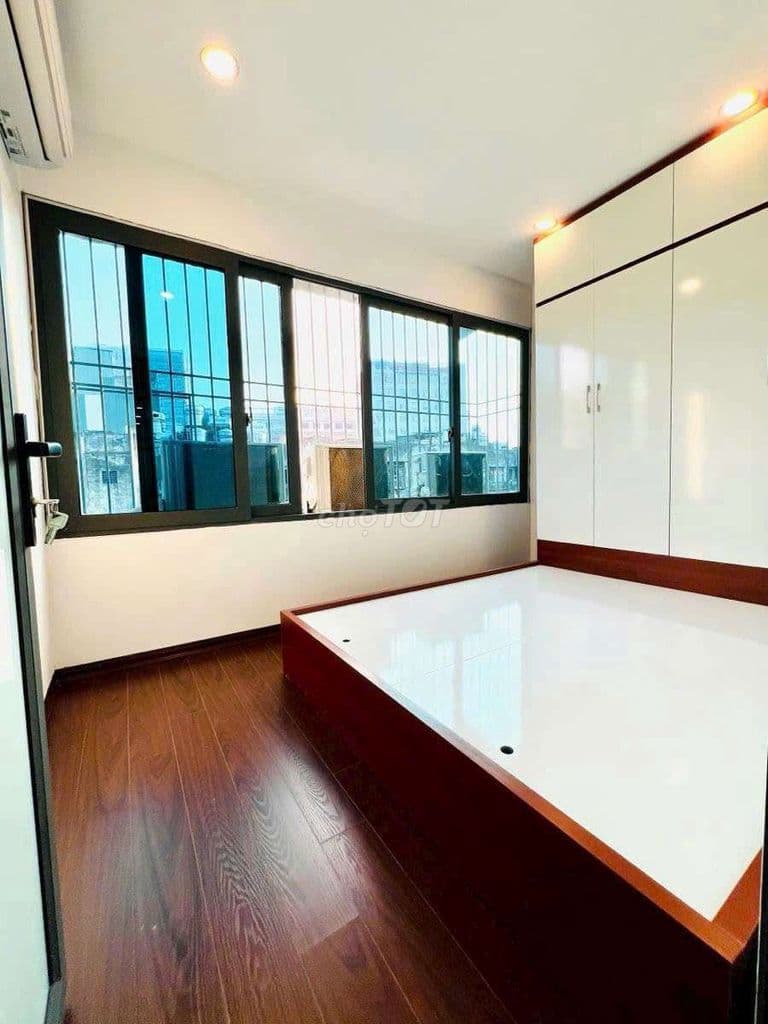 Hơn 3 tỷ Tập thể Phương Mai, Đống Đa, 75m 3PN, 2 thoáng, view đẹp SĐCC - Ảnh 2