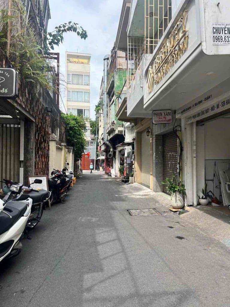 Mặt Tiền Huyền Quang 5 Tầng Giá chỉ 20,5 tỷ thương lượng - Ảnh 2