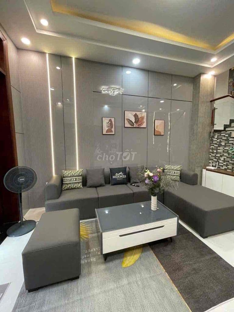 Hẻm an ninh, sau lưng căn mặt tiền Hà Huy Giáp. 1/1/5 tx38 phường thớ - Ảnh 2