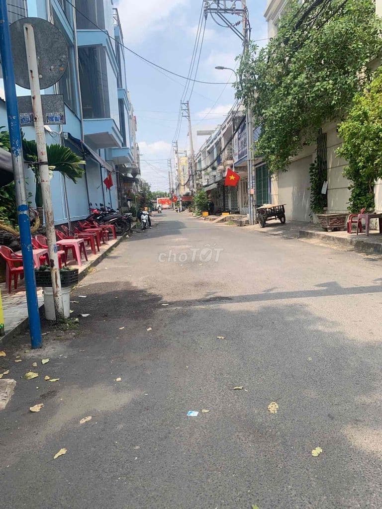 Nhà Hà Huy Giáp Q12 sát Gò Vấp, 89m2 nở hậu, hẻm ô tô 7m, nhỉnh 6 tỷ - Ảnh 2