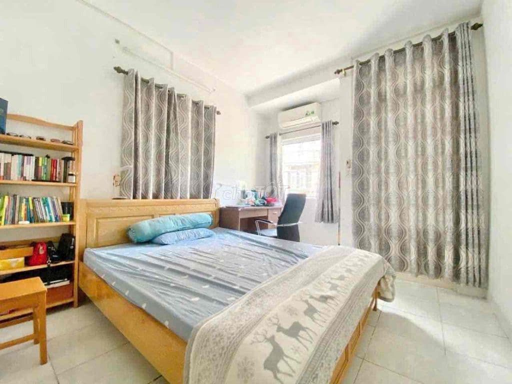 NHANH TAY MỚI KỊP-HÀNG HIẾM CMT8-SÁT CV LÊ THỊ RIÊNG-4 TẦNG-NGANG6M