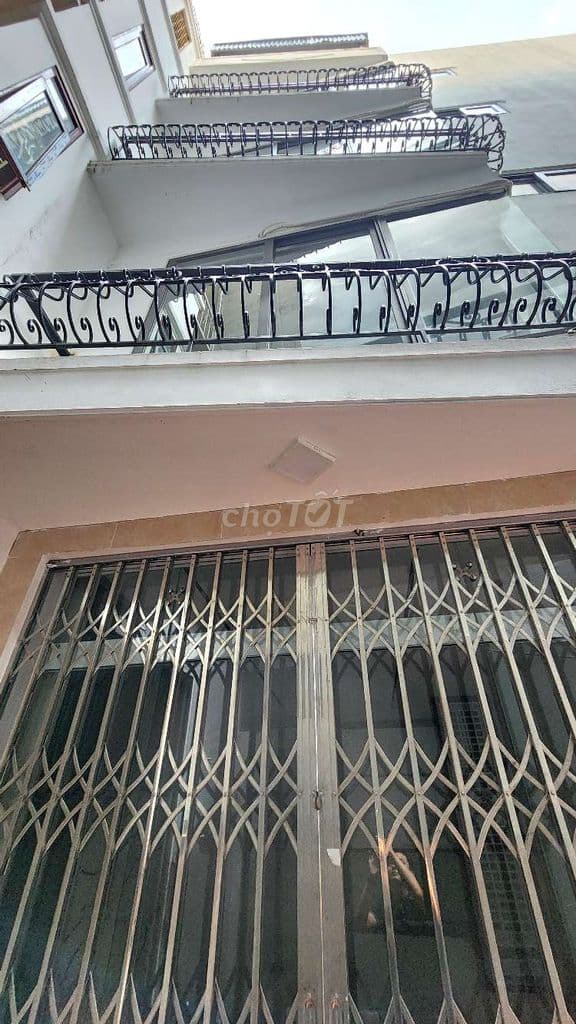 Hàng kín nhà 5T Thang máy Full nội thất ngay gần KĐT Xa La Hà Đông