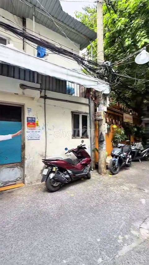 Nhà cũ hẻm xe hơi Lạc Long Quân - Ni Sư Huỳnh Liên, tiện kinh doanh - Ảnh 2
