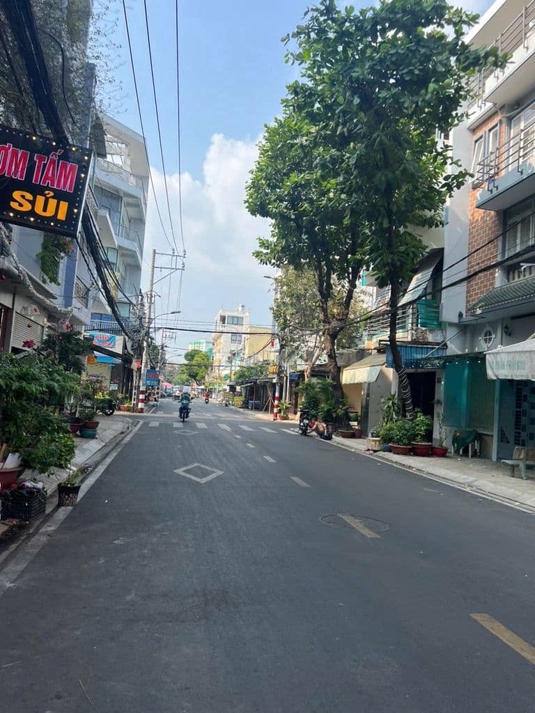 Nhà HXH 2 xe tránh nhau Lũy Bán Bích 4 x 16m,KC: 3 tầng chỉ 9,4 tỷ - Ảnh 3