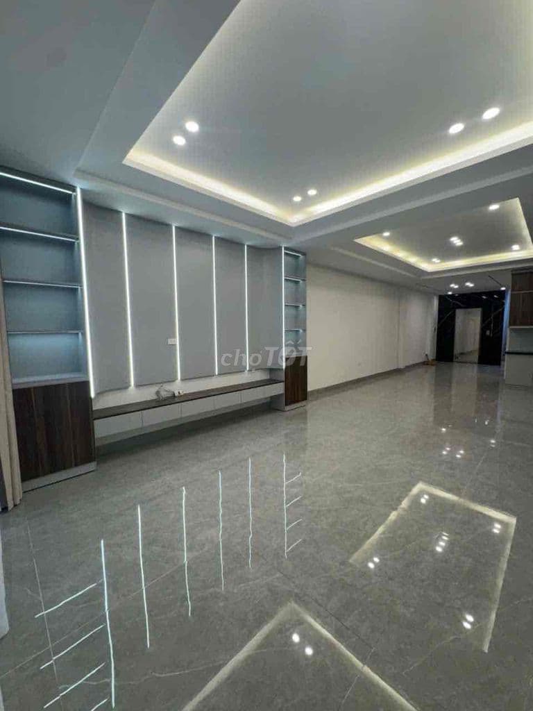 BÁM NHÀ PHỐ NGUYỄN SƠN BỒ ĐỀ 77m2 XÂY 6 TẦNG , GARA Ô TÔ - Ảnh 3