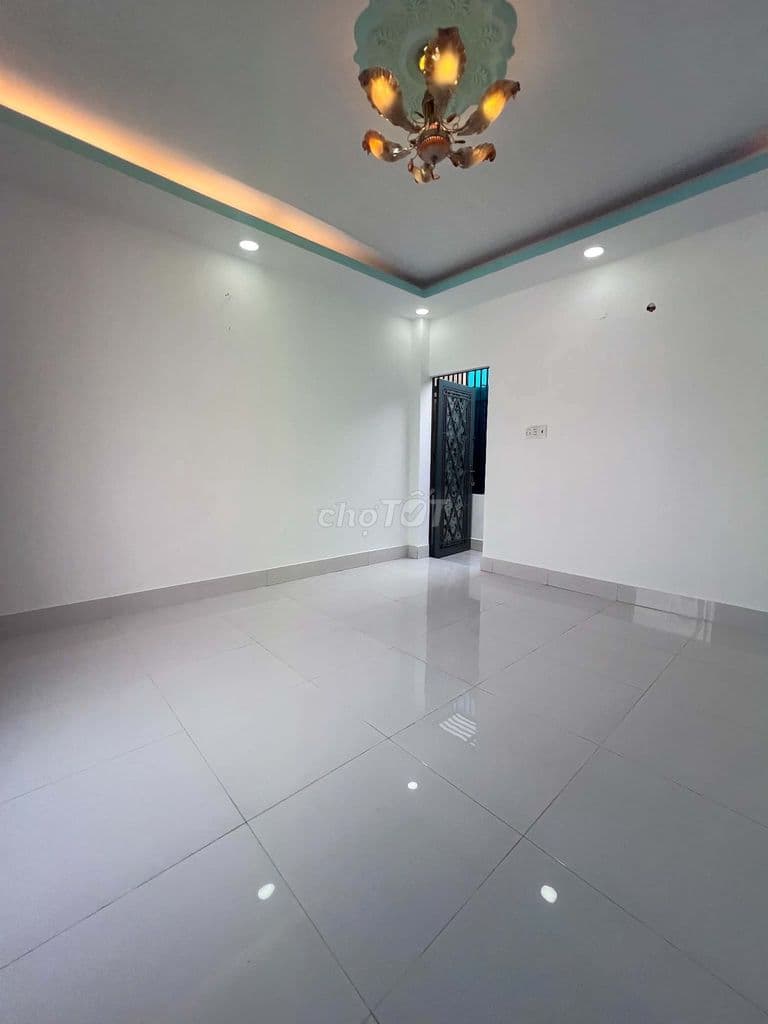 NHÀ ĐẸP HẺM 1269, GẦN CHỢ NHỊ THIÊN ĐƯỜNG, NGANG 9M, KHÔNG QH, SHR - Ảnh 3