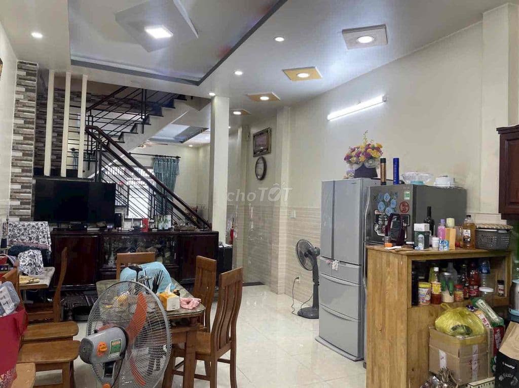 CẦN BÁN NHÀ 3 Tầng sân thượng, diện tích 71m2 BÌNH CHIỂU - THỦ ĐỨC - Ảnh 3