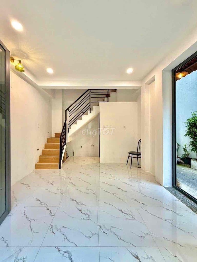 MẶT TIỀN PHAN XÍCH LONG - 4TẦNG BTCT 3PN SD 75M² SỔ A4 - CHỈ 7.x TỶ