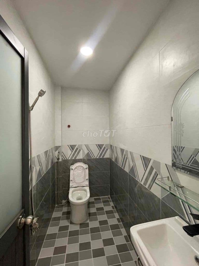 BÁN NHÀ 3 TẦNG AN DƯƠNG VƯƠNG, QUẬN 6, HẺM XE HƠI, 50M², 3PN, HƠN 4T - Ảnh 3