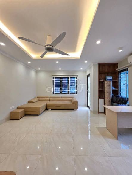 Nhà Hồ Tùng Mậu - Cầu Diễn, lô góc 2 mặt ngõ ô tô tránh, 5 tầng
