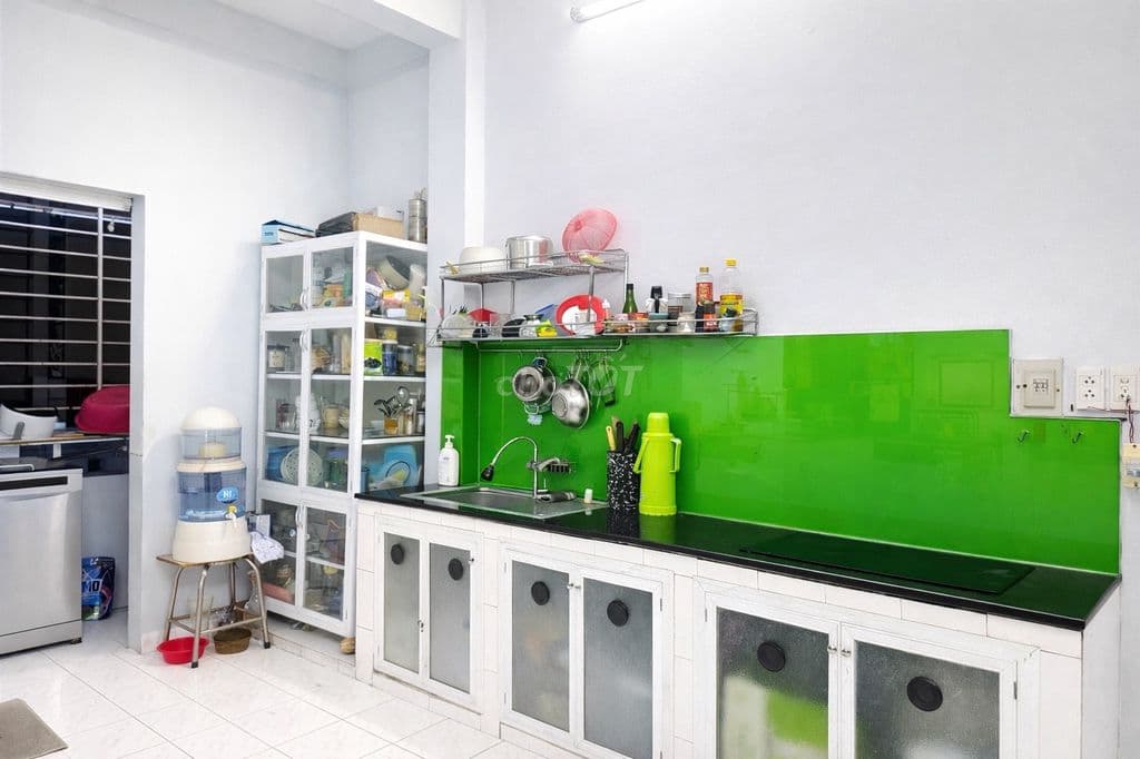 CHUNG CƯ HƯỚNG ĐÔNG NAM, BÁN GẤP GIÁ TỐT